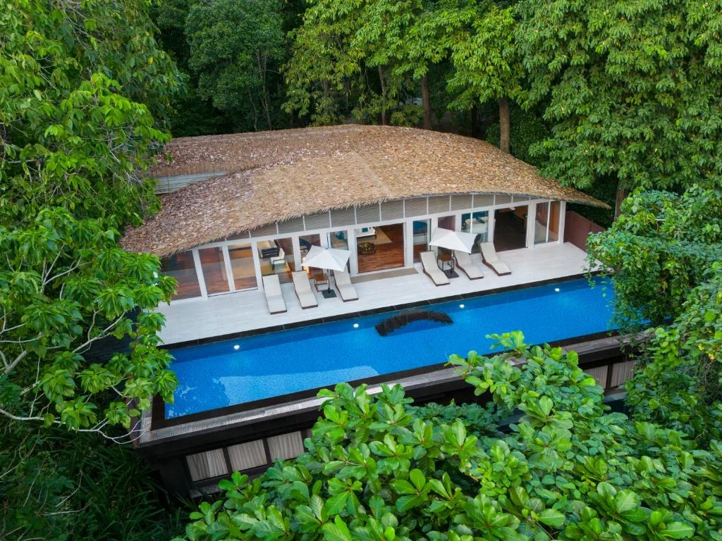 Luxury hotel room in Port Blair for travelers from Bangalore to Andaman